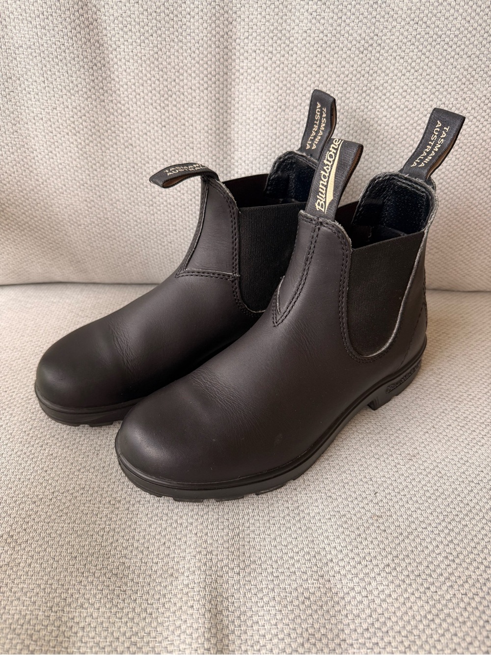 Blundstone Boots, Chelsea Ankle Boot, Black 4 AU, 5 Mens, 7 Women’s